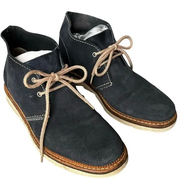 CLARKS Dark Blue Suede Chukka Boots Men’s Size 9 Lace Up Cream Laces Stitching Navy Blue Suede Chukka Boots: Handmade Leather Derby Ankle  main image 4
